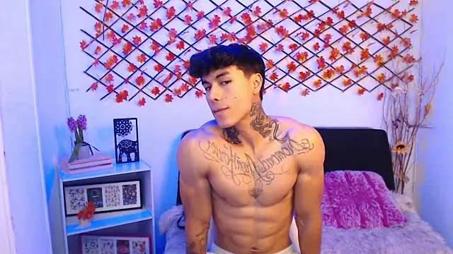 IanWest  online show from June 2, 4:20 pm