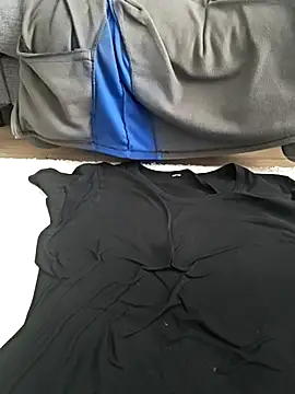 ilktmartk online show from April 9, 10:42 am