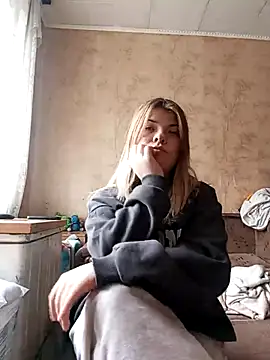 EvaTallor online show from February 17, 11:40 am