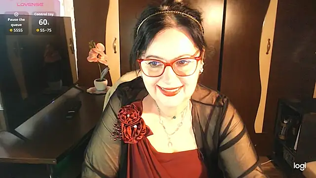 exiMIlf online show from April 2, 1:20 pm