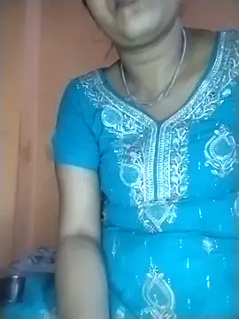 Nency Love143 online show from May 13, 6:49 pm