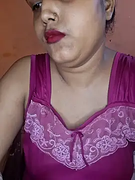 Snapshot of Nency_Love143 chatting on July 11, 7:16 pm Nency Love143 online show from July 11, 7:16 pm
