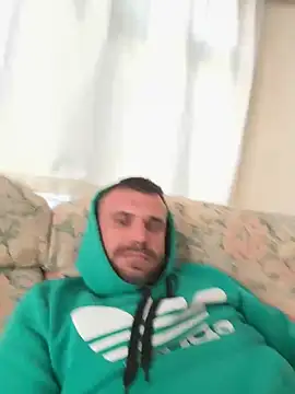 Snapshot of 69Expert69 chatting on April 6, 5:52 am 69Expert69 online show from April 6, 5:52 am