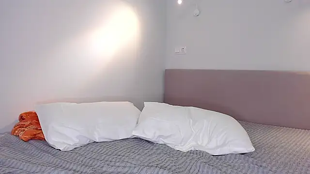 PuddingPantie online show from February 12, 2:01 pm