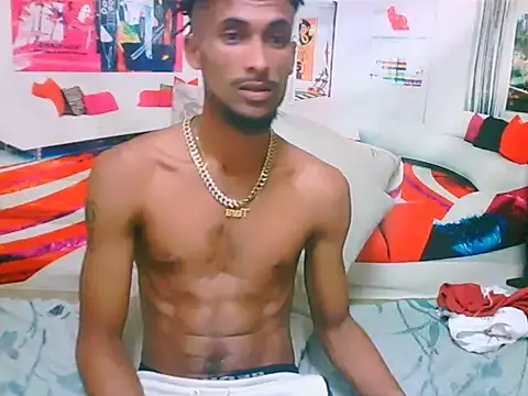 Snapshot of EroticPoison69 chatting on February 17, 6:36 pm EroticPoison69 online show from February 17, 6:36 pm