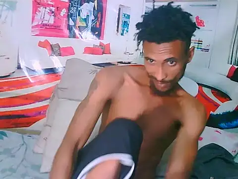 Snapshot of EroticPoison69 chatting on February 24, 5:44 pm EroticPoison69 online show from February 24, 5:44 pm