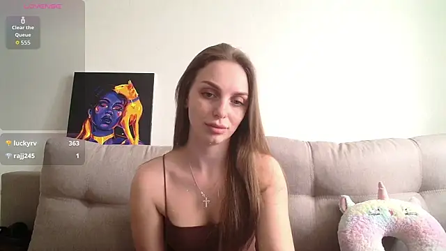  julia wonderful  online show from February 24, 11:30 am