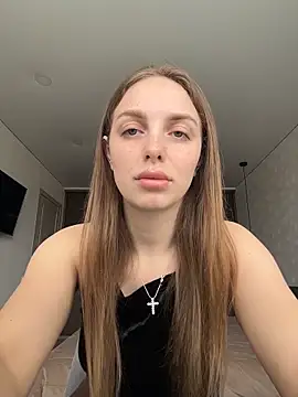  julia wonderful  online show from February 26, 9:52 am