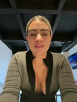 Miilana  online show from July 31, 3:11 pm