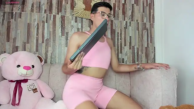 Miissy  online show from June 2, 6:21 pm