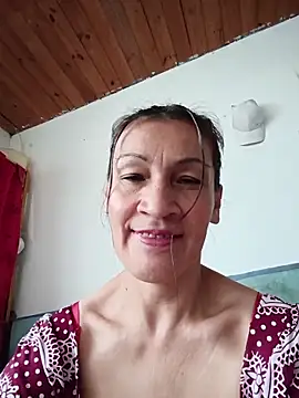 Layla Zaid online show from March 24, 1:38 pm