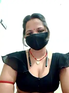 Snapshot of karishma_Bhabhi chatting on February 28, 12:11 am karishma Bhabhi online show from February 28, 12:11 am
