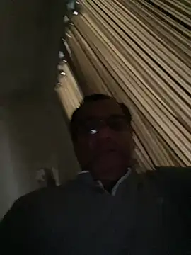 maleattention online show from July 8, 4:06 am