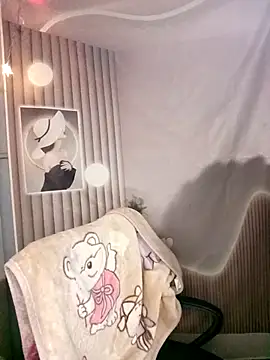 Girl-crazy1 online show from February 13, 8:49 pm