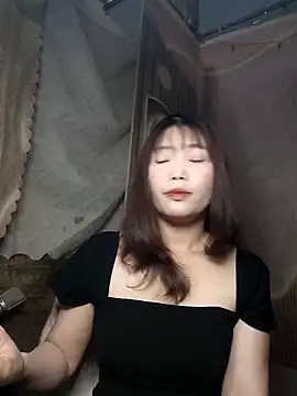 Girl-crazy1 online show from March 13, 7:04 am