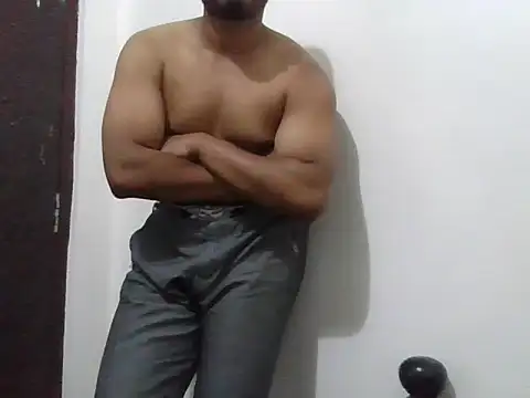 muscledad111 online show from February 21, 5:14 pm
