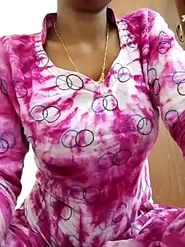 Snapshot of Sexy_Boudi650 chatting on February 27, 5:35 pm Sexy Boudi650 online show from February 27, 5:35 pm