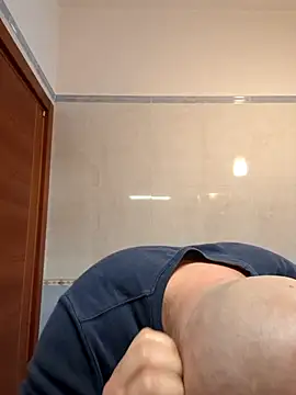 cetriolino online show from April 16, 5:30 am