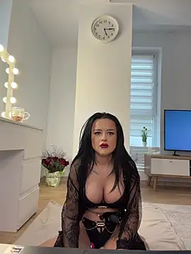 Katty Pery online show from March 21, 3:15 pm