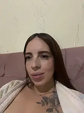 Larinhap online show from May 24, 2:05 am