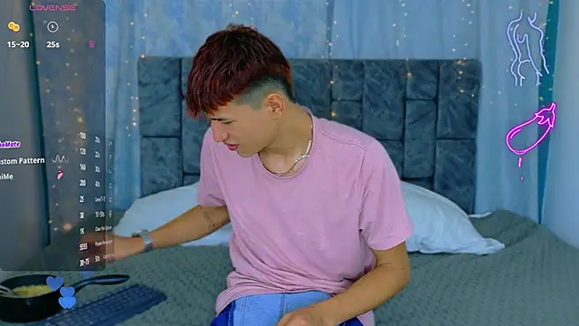 NicolasTorrez online show from March 24, 3:55 am