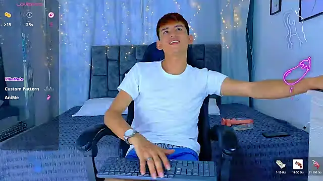 NicolasTorrez online show from April 12, 8:36 pm