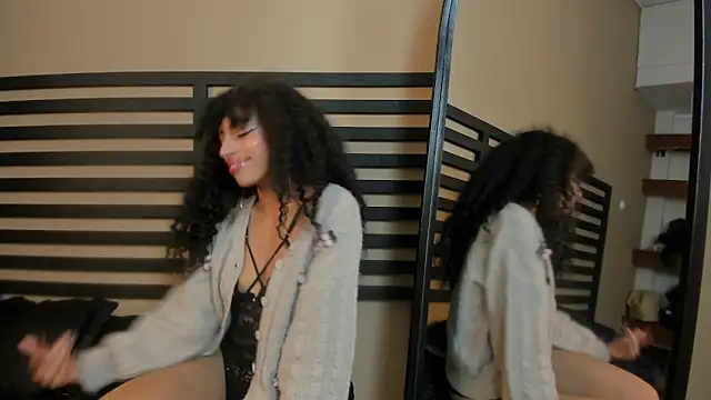 Tamia 25 online show from March 11, 12:00 pm