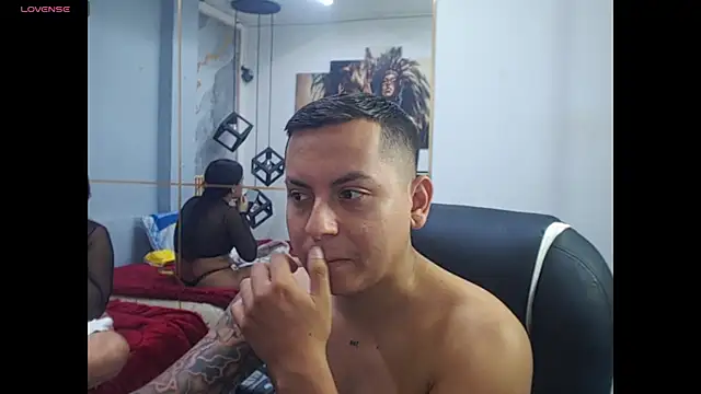 Snapshot of vanessa_f chatting on February 18, 7:32 pm vanessa f online show from February 18, 7:32 pm