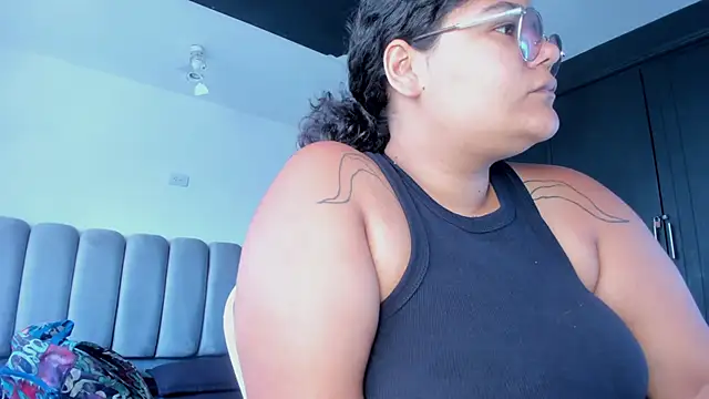 DarkReed online show from April 16, 8:31 pm