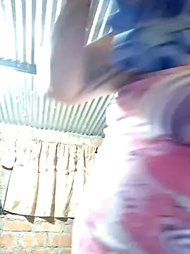 Juli Powl online show from March 12, 9:37 am