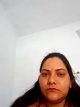 Snapshot of Anushka_Singh0 chatting on February 14, 10:45 am Anushka Singh0 online show from February 14, 10:45 am