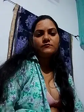 Snapshot of Anushka_Singh0 chatting on February 15, 3:42 pm Anushka Singh0 online show from February 15, 3:42 pm