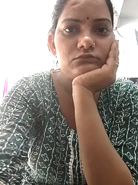 Snapshot of Anushka_Singh0 chatting on June 12, 5:06 am Anushka Singh0 online show from June 12, 5:06 am