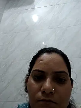 Snapshot of Anushka_Singh0 chatting on June 17, 4:52 pm Anushka Singh0 online show from June 17, 4:52 pm