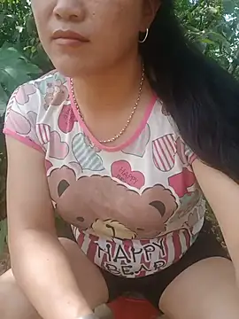Snapshot of nelina_12345 chatting on June 25, 7:57 am nelina 12345 online show from June 25, 7:57 am