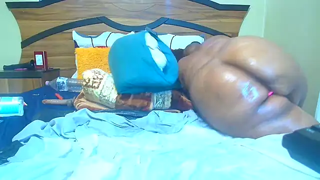 Queenxxxjesy online show from April 9, 6:19 am