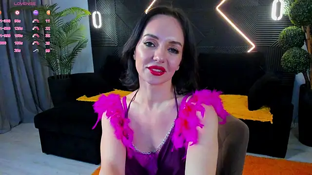 Snapshot of Shanita_moon chatting on June 9, 3:12 pm Shanita moon online show from June 9, 3:12 pm