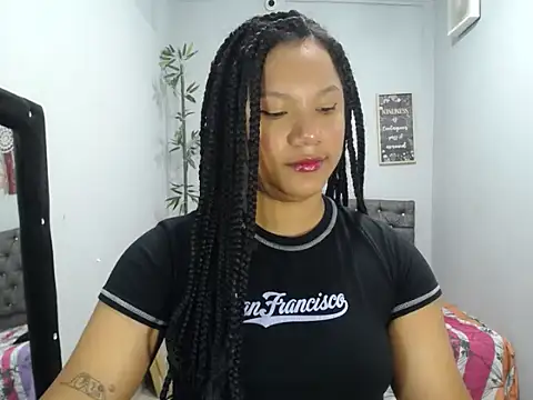 willowsweett online show from May 22, 11:27 am