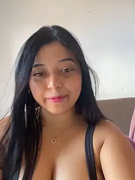 Emmily hott online show from June 2, 6:43 pm