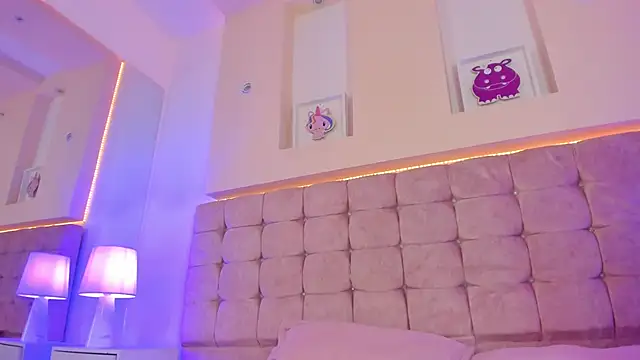 Snapshot of Megan_Morphy chatting on March 2, 2:13 pm Megan Morphy online show from March 2, 2:13 pm