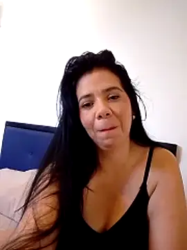 Victoria42 online show from March 25, 1:39 pm