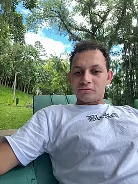 Enzogabrielll0501 online show from February 13, 3:41 pm