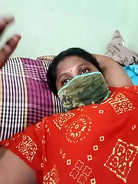 tamilkaviya431 online show from April 18, 5:22 am