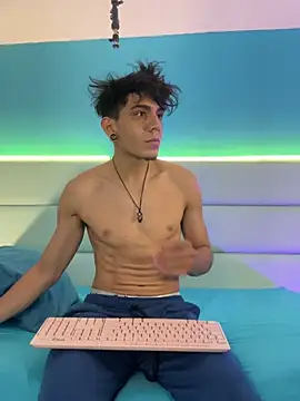 abrilandjulian online show from March 23, 11:36 am