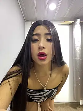 Snapshot of Miss_isakovaa chatting on February 15, 11:08 am Miss isakovaa online show from February 15, 11:08 am