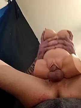 likeemilk online show from March 19, 5:06 pm