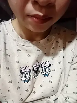 Snapshot of Lada-aa chatting on February 24, 2:04 pm Lada-aa online show from February 24, 2:04 pm