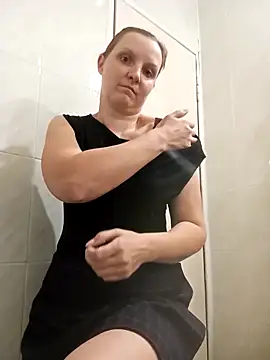 SusanGold9211 online show from March 5, 9:38 am