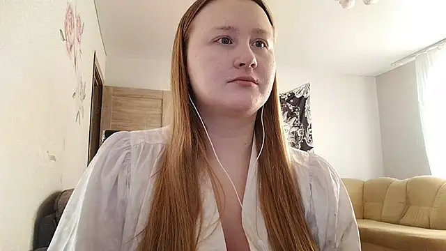 AnikaLipps online show from March 4, 2:45 pm