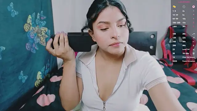 Luuu19 online show from July 11, 10:44 pm
